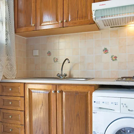 Alisaxni Aparthotel Akrotírion
